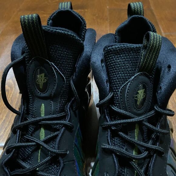 Nike Iridescent Black Women's Sneakers - Picture 5 of 9